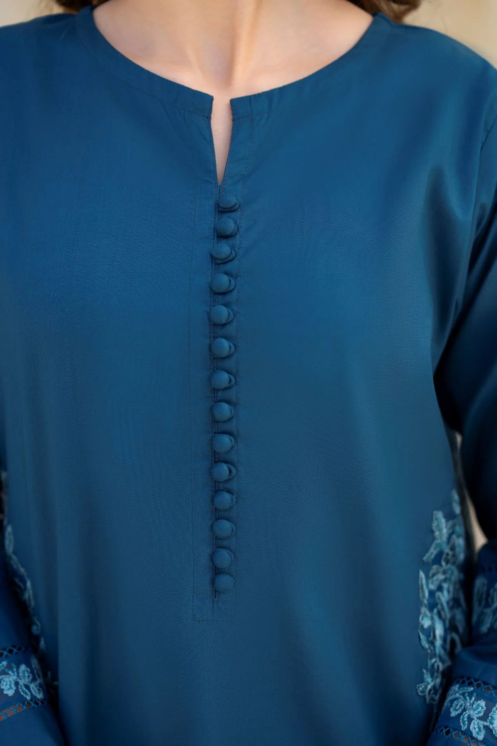 Chick Pocket Embroided 2pc Dress