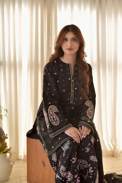 Black Hoor 2pc Embroided Dress