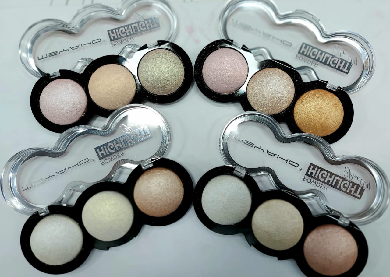 3 in 1 Highlighter Kit for Face, Professional Makeup, Best Highlighter Palette in Pakistan