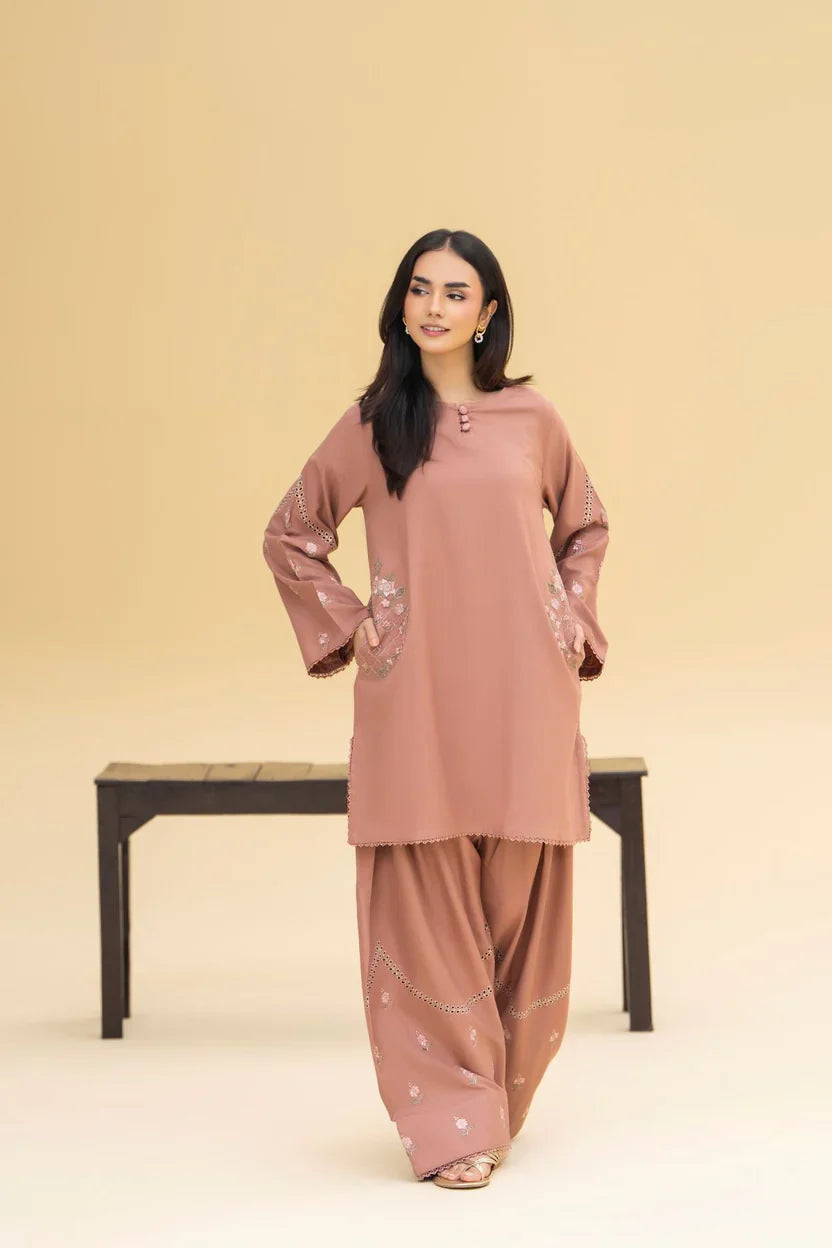 Hazel 2pc Embrioded