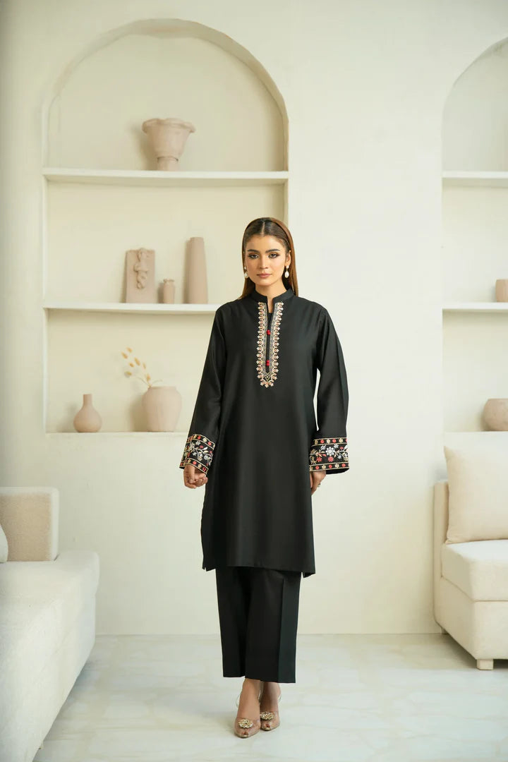 Shiza Black