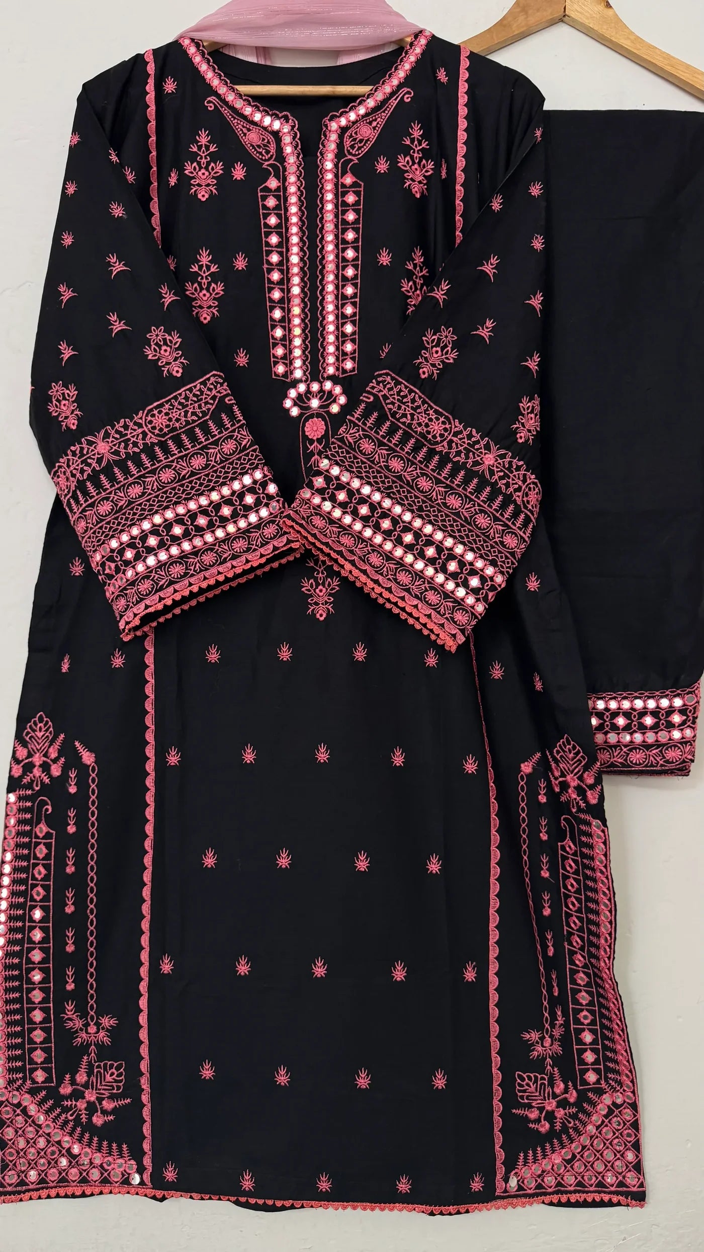 Noor-e-Phulkari