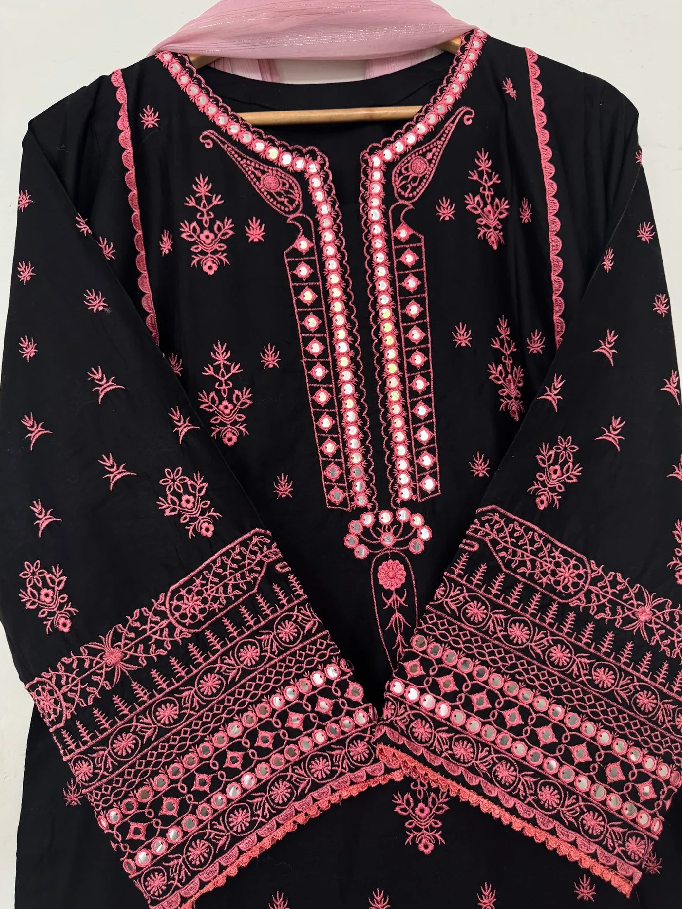 Noor-e-Phulkari