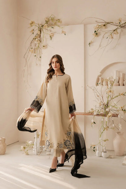 Safoora 3pc Embroided Dress
