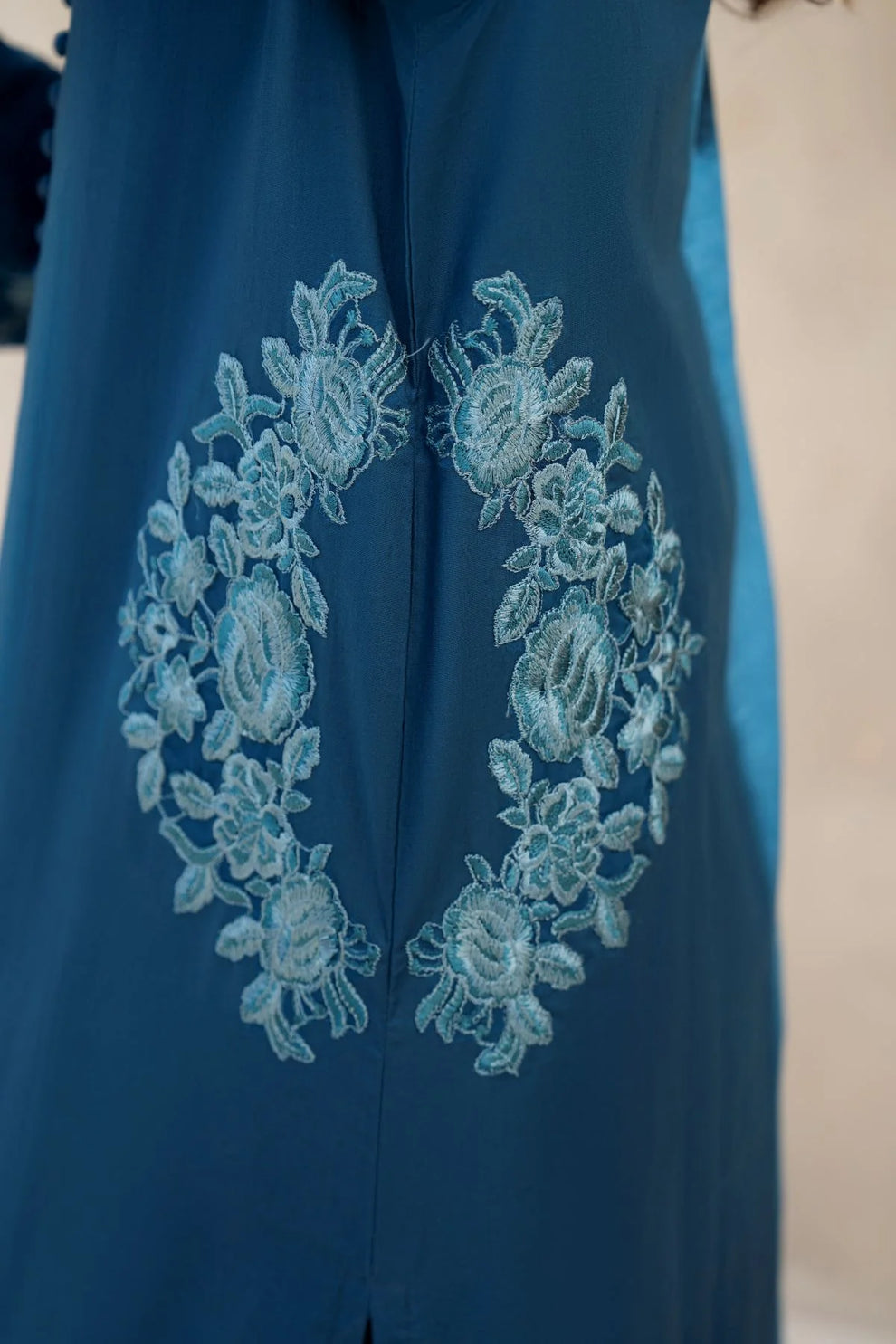 Chick Pocket Embroided 2pc Dress