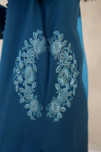 Chick Pocket Embroided 2pc Dress