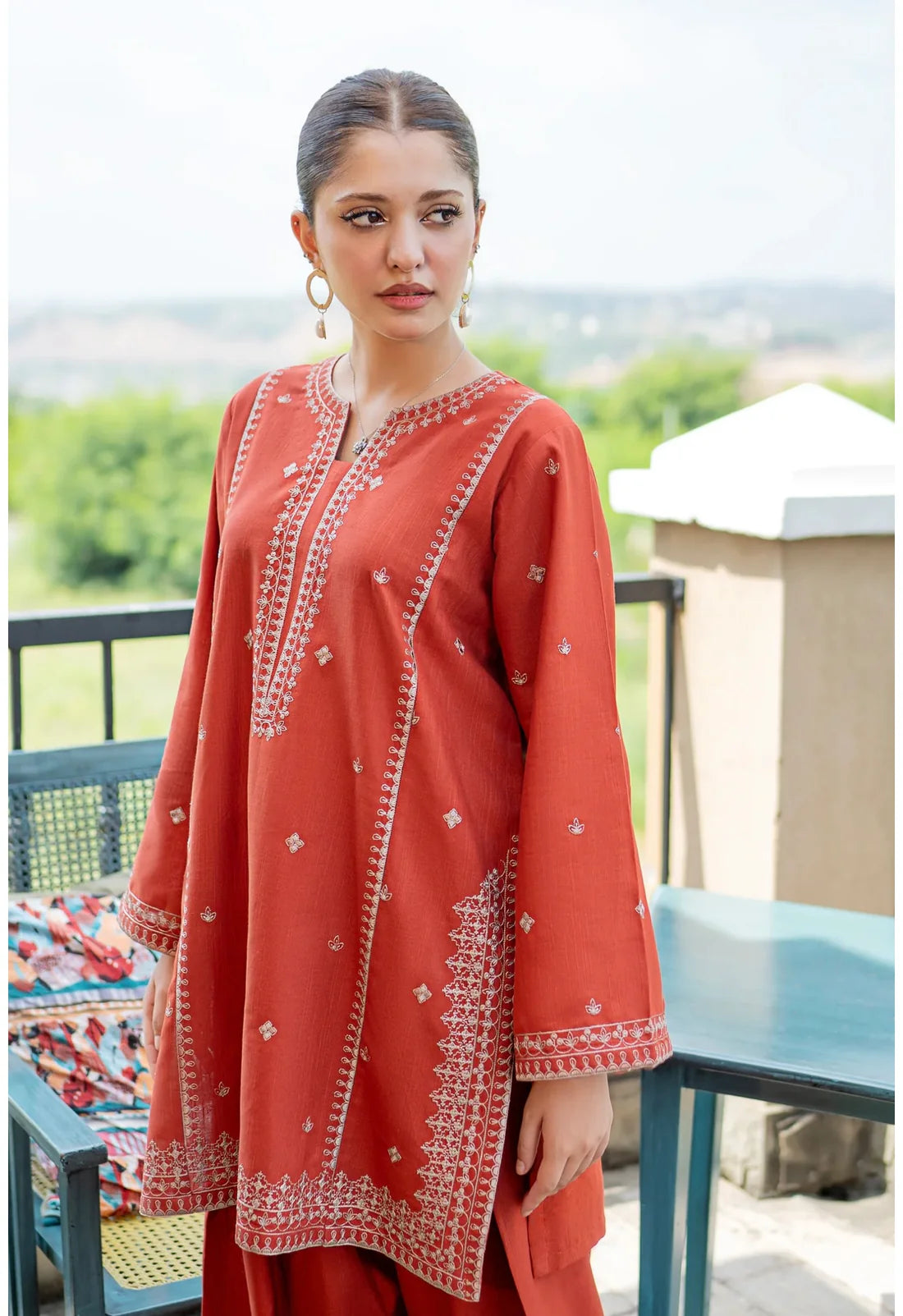 Liyana 2pc
