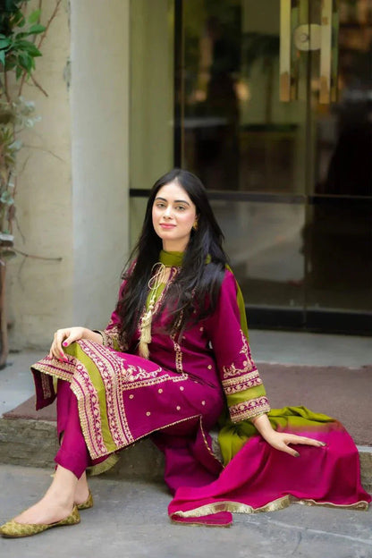 Wavy Embroided 3pc Dress