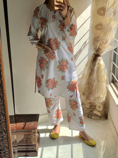 New Gulab-White printed 2pc Dress