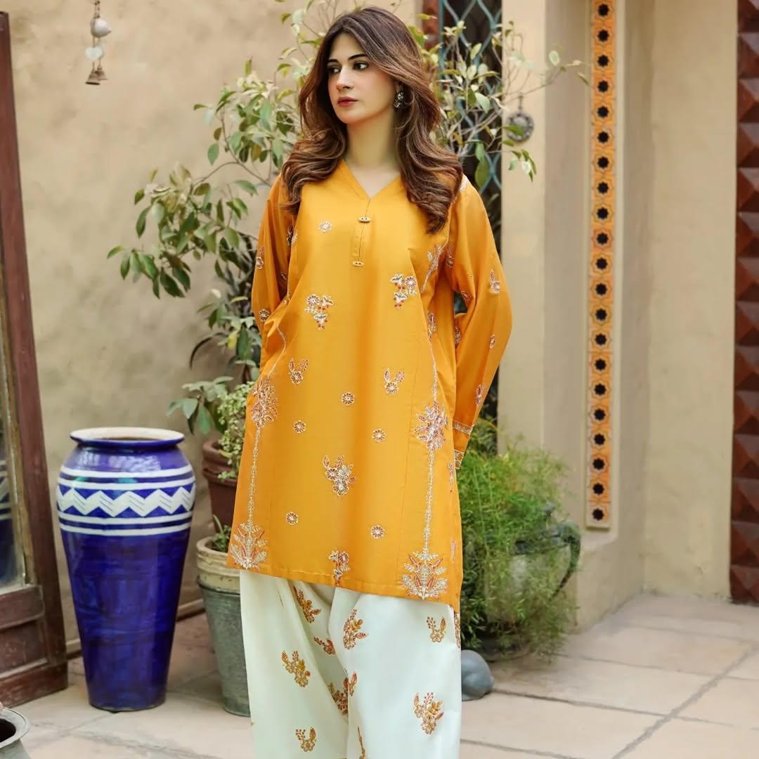 Honey embroided 2pc Dress