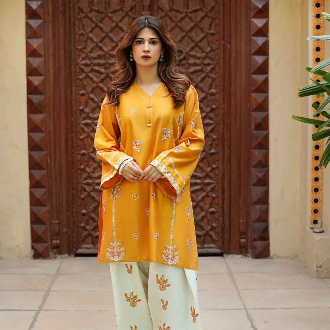 Honey embroided 2pc Dress