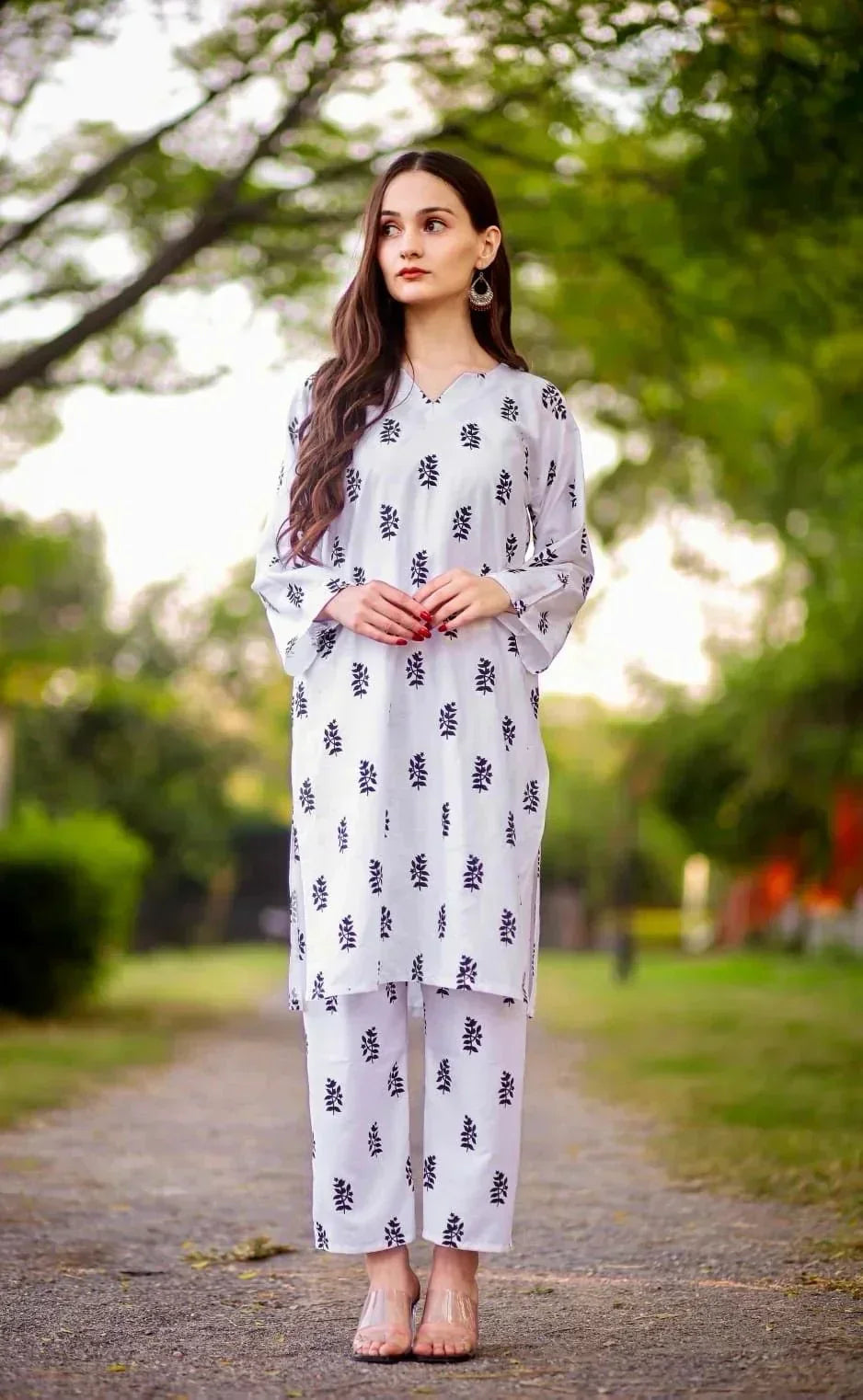 Merub Petal Star - 2 Piece Stitched