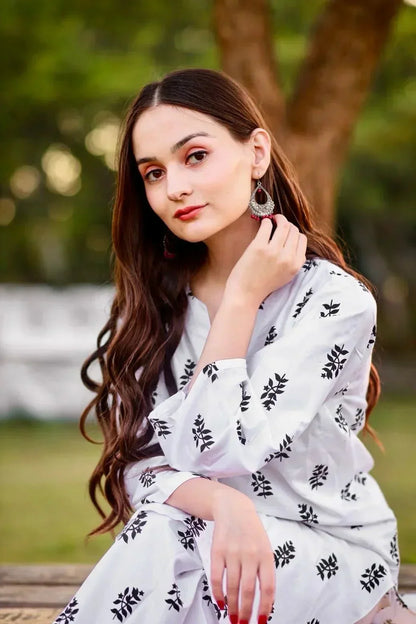 Merub Petal Star - 2 Piece Stitched