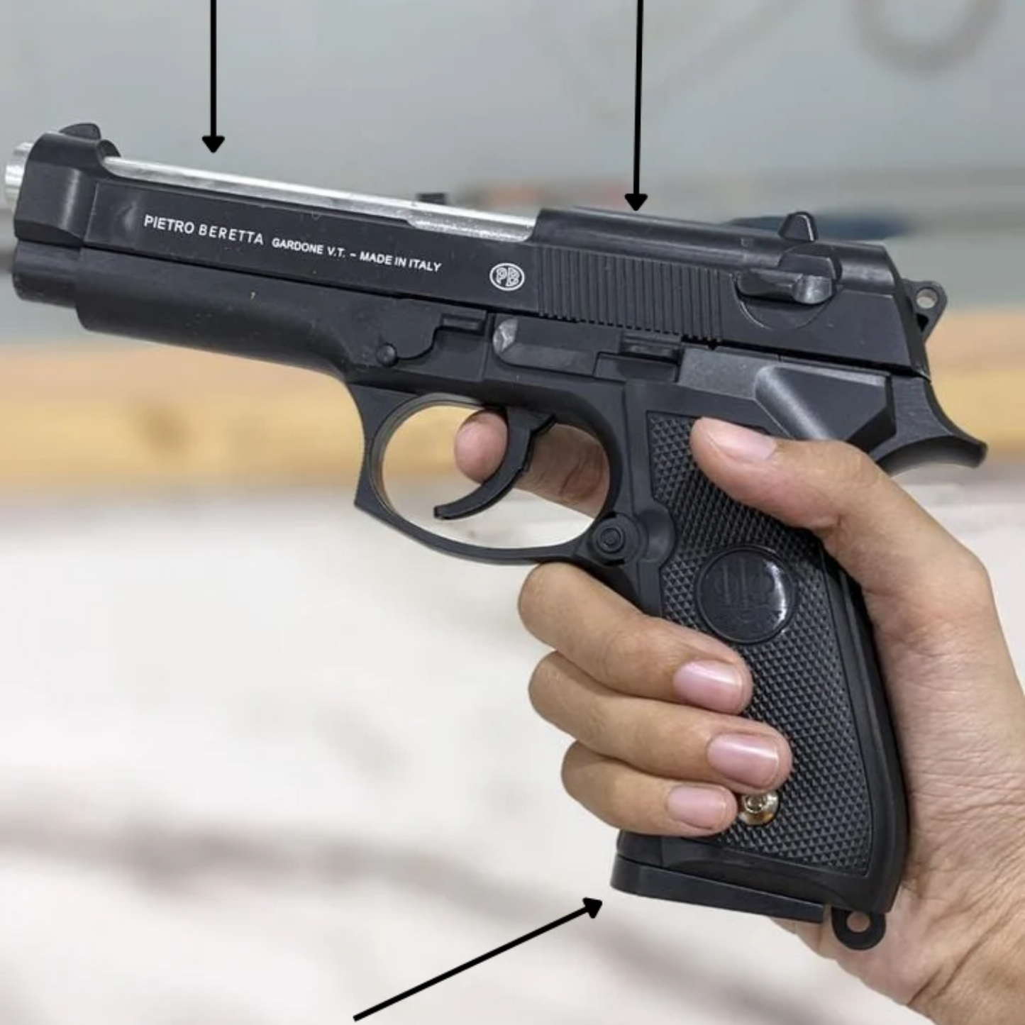 Heavyweight Metal gun/Pistol Replica