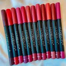 Matte Lipstick & Lip Liner Pencil Set – 12 Multicolor lipstick pencils