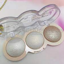 3 in 1 Highlighter Kit for Face, Professional Makeup, Best Highlighter Palette in Pakistan