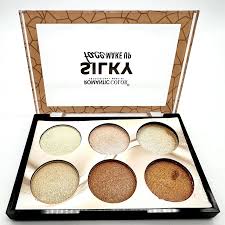 Romantic Silk Highlighter – Best Face Highlighter