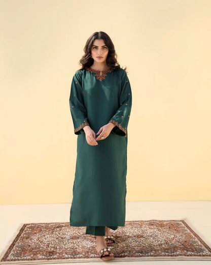 Yasmeen Embroided 2pc Dress