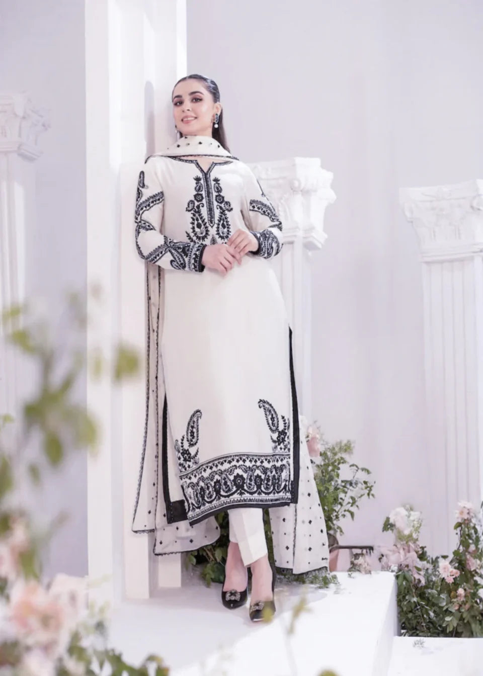 White Snoober 3pc Embroided Dress