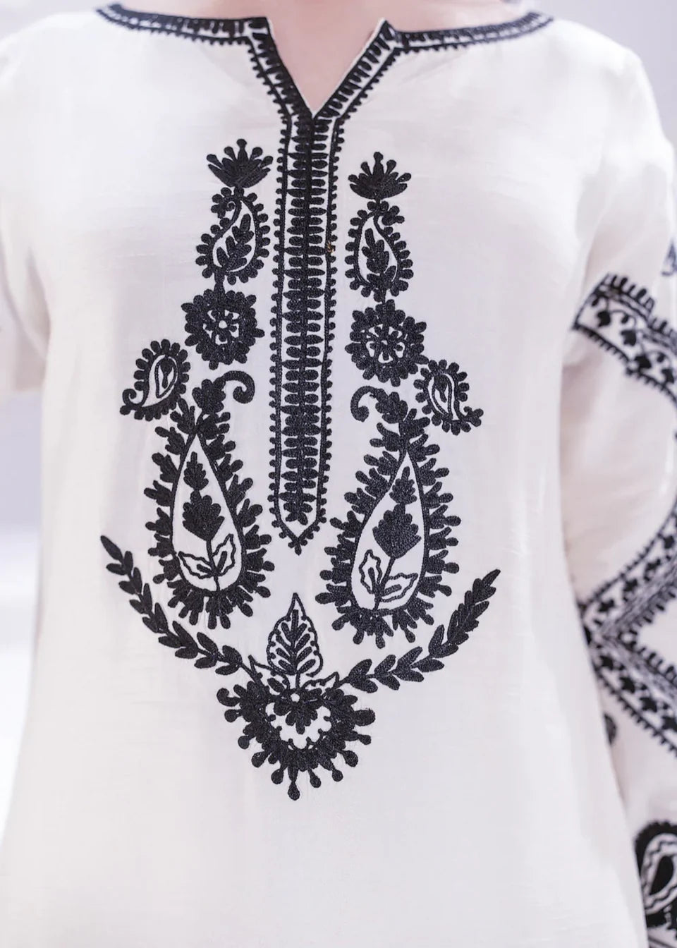 White Snoober 3pc Embroided Dress