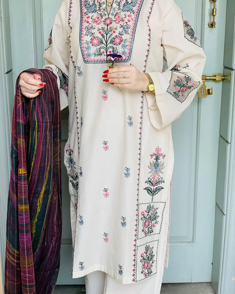 Naaz 2pc Embroided Dress