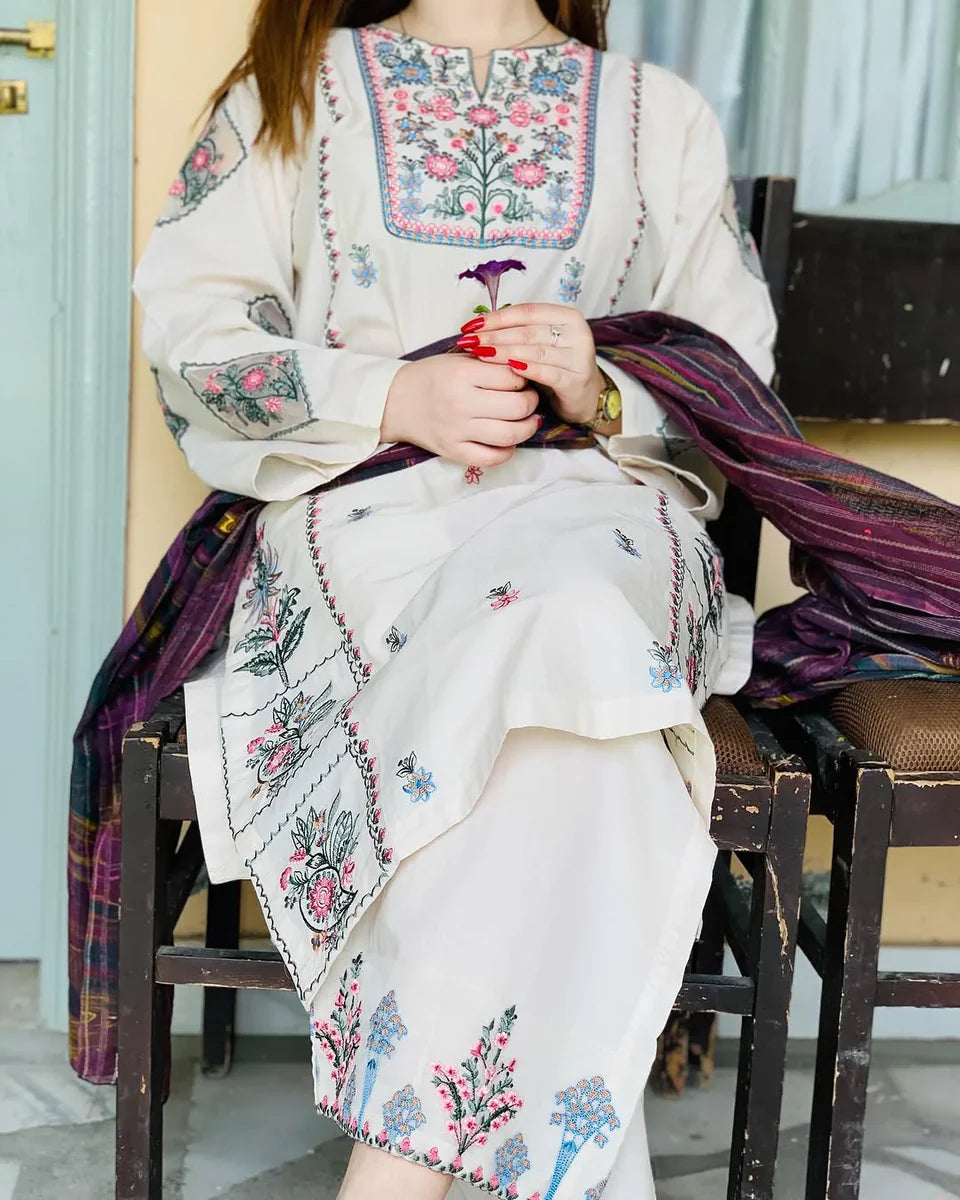 Naaz 2pc Embroided Dress