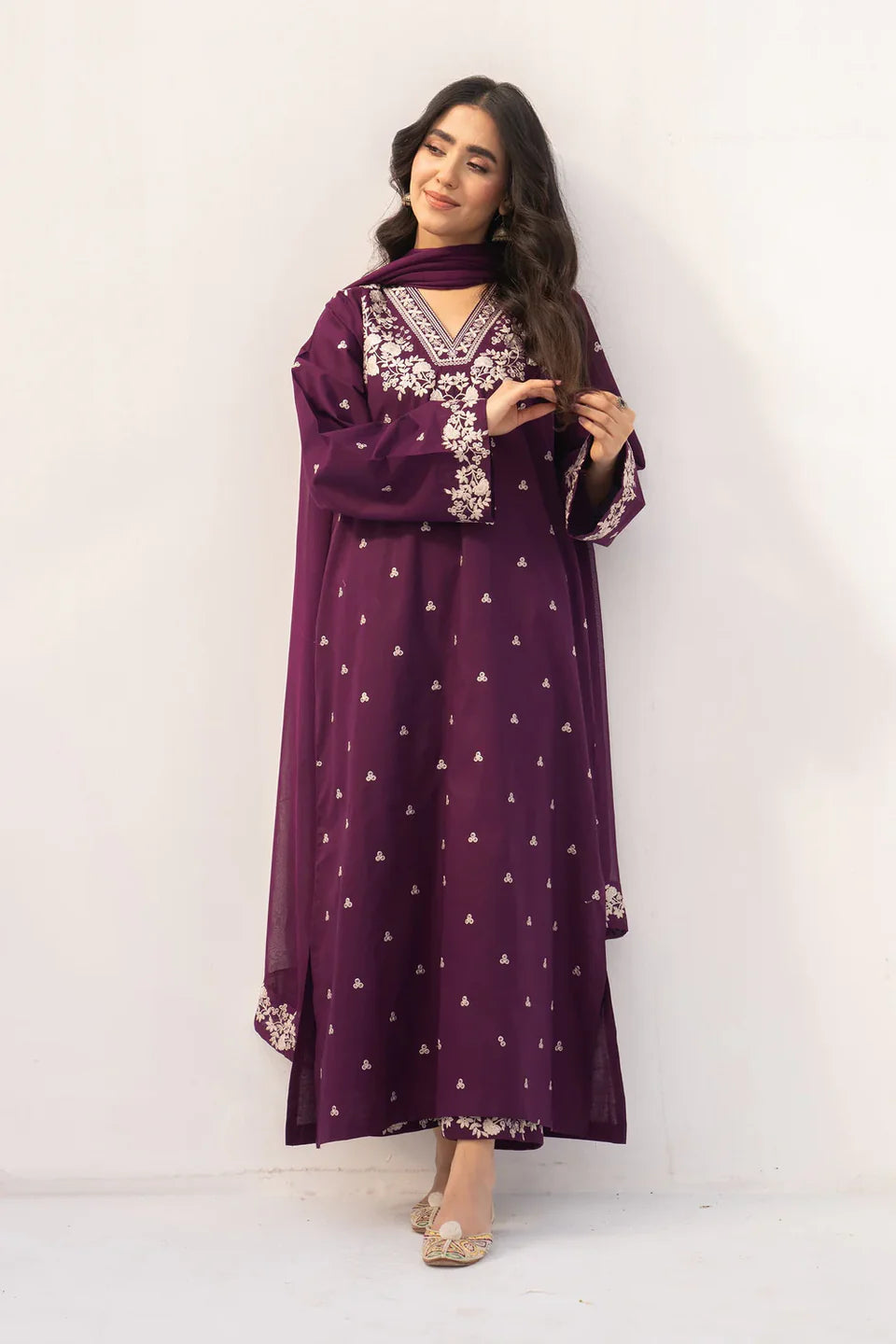 Saya 2pc Embroided Dress