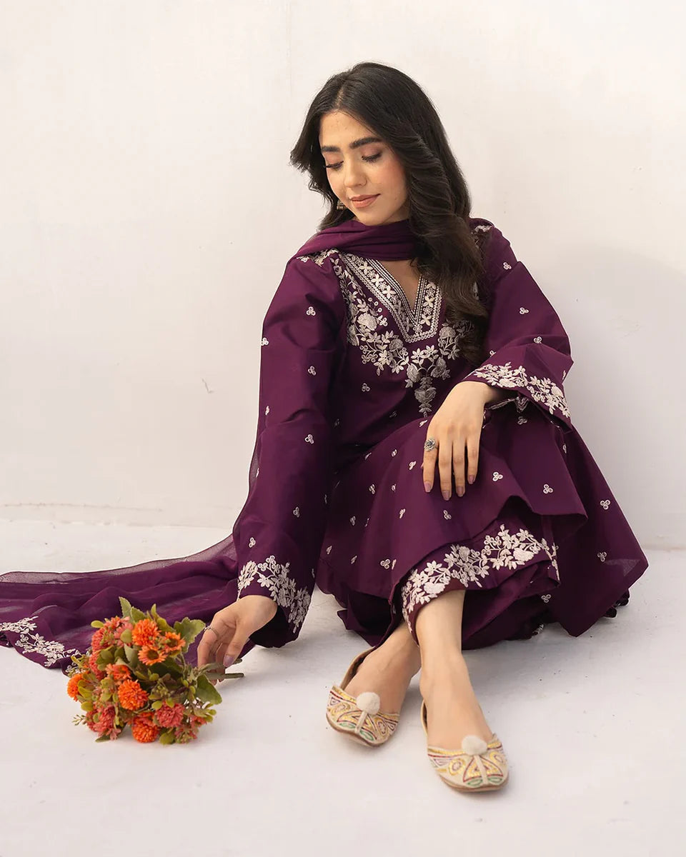 Saya 2pc Embroided Dress